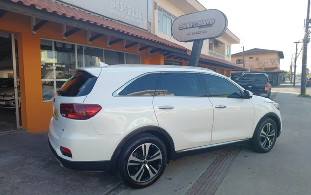 imagem-https://www.socarrao.com.br/sc-vehicle-images-prod/3153452/1787083202315-app-photos-9bVXArYJ7X9tXpRn2CMFn8c6AtMInckW.jpg