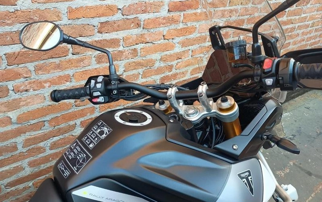 imagem-https://www.socarrao.com.br/sc-vehicle-images-prod/3153532/1787233563827-8369954_6_B_df73553d98.jpeg