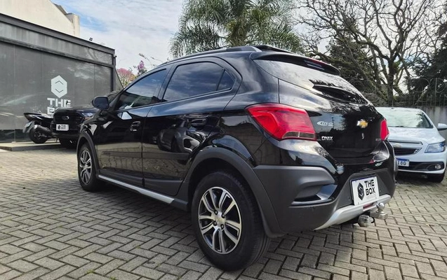 imagem-https://www.socarrao.com.br/sc-vehicle-images-prod/3153542/1788963883257-8288743_9_B_b1f18dd23b.jpeg