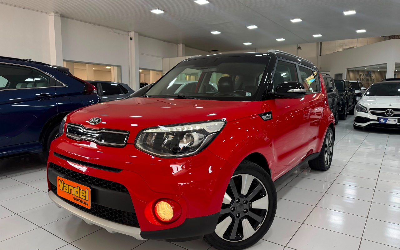 Kia SOUL 2017 Vermelho — foto 1 de 3