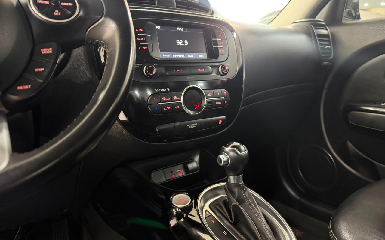 imagem-https://www.socarrao.com.br/sc-vehicle-images-prod/3153646/1786478347380-V2hhdHNBcHAgSW1hZ2UgMjAyNi0wOC0xMSBhdCAxNi40MS41Ni5qcGVn.jpeg