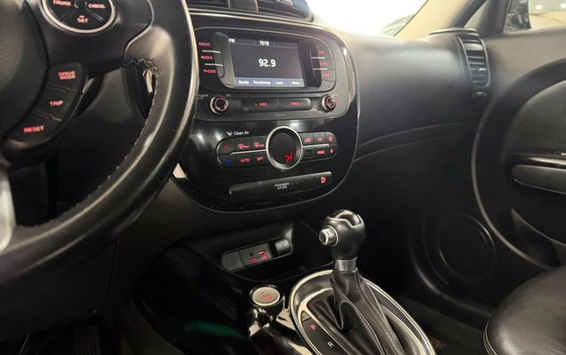 imagem-https://www.socarrao.com.br/sc-vehicle-images-prod/3153646/1786478347380-V2hhdHNBcHAgSW1hZ2UgMjAyNi0wOC0xMSBhdCAxNi40MS41Ni5qcGVn.jpeg