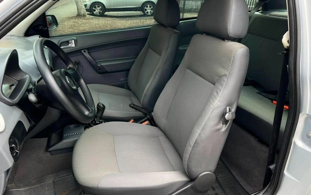 imagem-https://www.socarrao.com.br/sc-vehicle-images-prod/3153712/1789650142359-8362448_8_B_d6fac8f976.jpeg