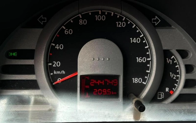 imagem-https://www.socarrao.com.br/sc-vehicle-images-prod/3153712/1789650142360-8362448_2_B_bdc302057e.jpeg