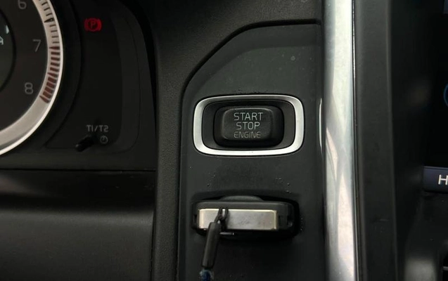 imagem-https://www.socarrao.com.br/sc-vehicle-images-prod/3153972/1787346082642-8370119_1_B_1f5cc974e4.jpeg