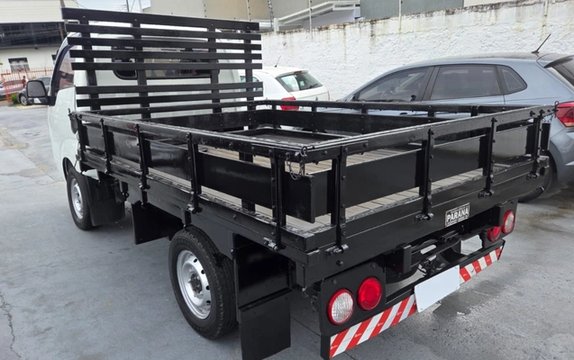 imagem-https://www.socarrao.com.br/sc-vehicle-images-prod/3153992/1786479389346-V2hhdHNBcHAgSW1hZ2UgMjAyNi0wOC0wOCBhdCAxNi4zOC41OSAoMSkuanBlZw.jpeg