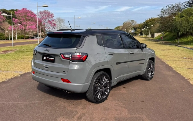 imagem-https://www.socarrao.com.br/sc-vehicle-images-prod/3154171/1786480103732-V2hhdHNBcHAgSW1hZ2UgMjAyNi0wOC0xMSBhdCAxNS4yOC40OSAoNCkuanBlZw.jpeg