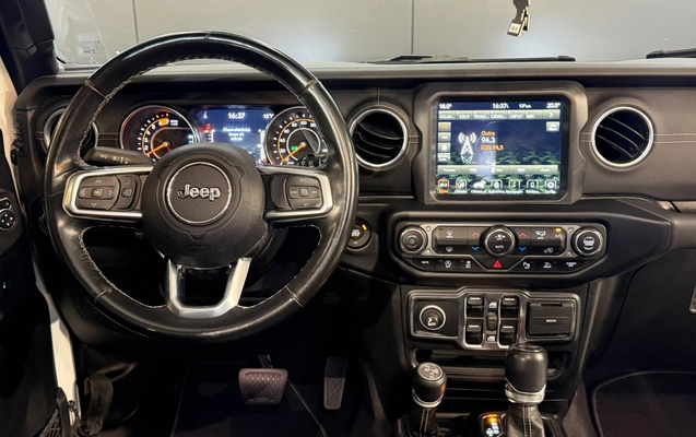 imagem-https://www.socarrao.com.br/sc-vehicle-images-prod/3154431/1786480860872-003_afe2de0304c13ce01d36ac1b3268cf9c.jpeg