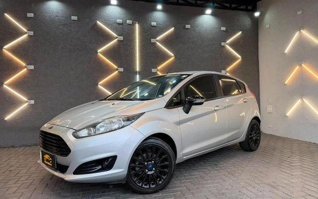 imagem-https://www.socarrao.com.br/sc-vehicle-images-prod/3154516/1787574132642-8364954_7_B_474e851b56.jpeg