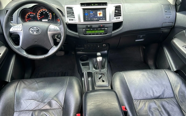 imagem-https://www.socarrao.com.br/sc-vehicle-images-prod/3154785/1786482361070-4e88a320-ff4c-439f-b728-f42ba1082427.jpg