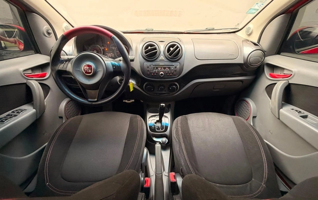 imagem-https://www.socarrao.com.br/sc-vehicle-images-prod/3154836/1786482644260-ffa15370a3184894aed7384cbb6ca822_1786482628403.jpg