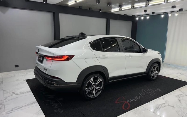 imagem-https://www.socarrao.com.br/sc-vehicle-images-prod/3155081/1790186180668-8352858_3_B_959e8a3da5.jpeg