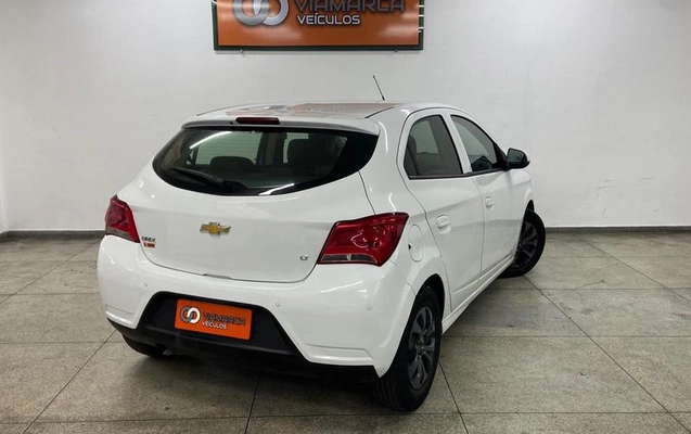 imagem-https://www.socarrao.com.br/sc-vehicle-images-prod/3155153/1790015120747-8369017_3_B_ebf74e4ff8.jpeg