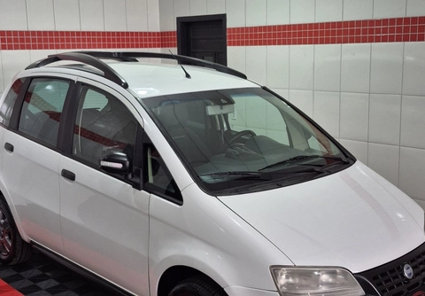 Fiat Idea 2008 Branco — foto 1 de 3