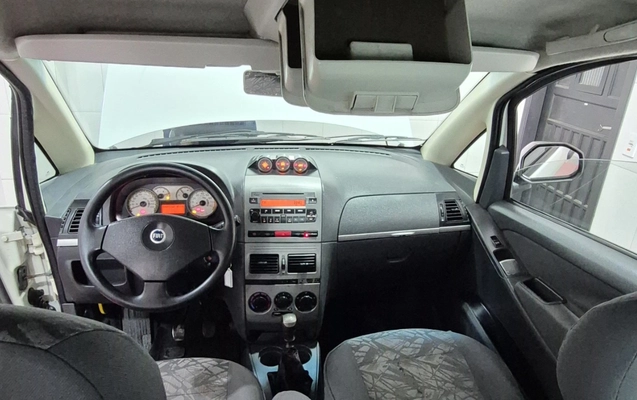 imagem-https://www.socarrao.com.br/sc-vehicle-images-prod/3158673/1786495149735-Y2RmNTIyNmUtZGJmMi00NjQ1LTg4YmMtMDBmNmE3ODZkYWIwLmpwZWc.jpeg