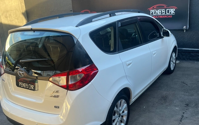 imagem-https://www.socarrao.com.br/sc-vehicle-images-prod/3160940/1786501858531-SU1HXzk0MTYuanBlZw.jpeg