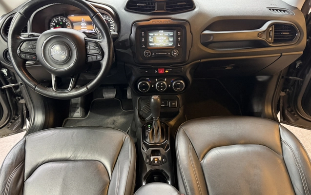 imagem-https://www.socarrao.com.br/sc-vehicle-images-prod/3169954/1786553898414-app-photos-OqBDnGXgJTocjoGDAGutMJi2M40ep6XG.jpg