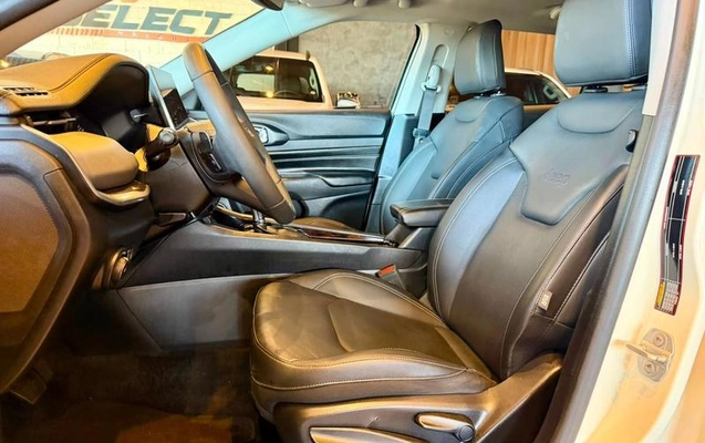 imagem-https://www.socarrao.com.br/sc-vehicle-images-prod/3170758/1787681262449-8270730_11_B_75af8aad7e.jpeg