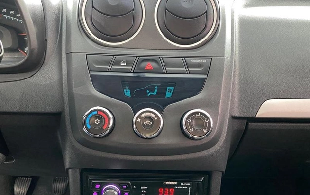 imagem-https://www.socarrao.com.br/sc-vehicle-images-prod/3170782/1787063140317-8367275_18_B_2a74d015f0.jpeg