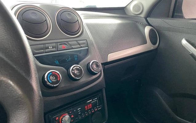 imagem-https://www.socarrao.com.br/sc-vehicle-images-prod/3170782/1787063140321-8367275_17_B_2cc44cbe06.jpeg