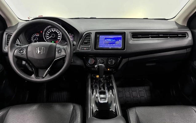 imagem-https://www.socarrao.com.br/sc-vehicle-images-prod/3170789/1789422643019-8370913_9_B_8eed560c49.jpeg