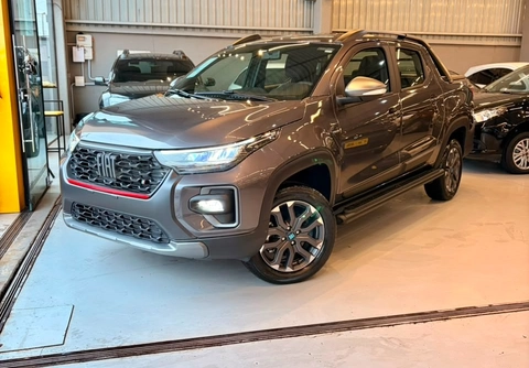Fiat Strada 2027 Cinza — foto 1 de 3