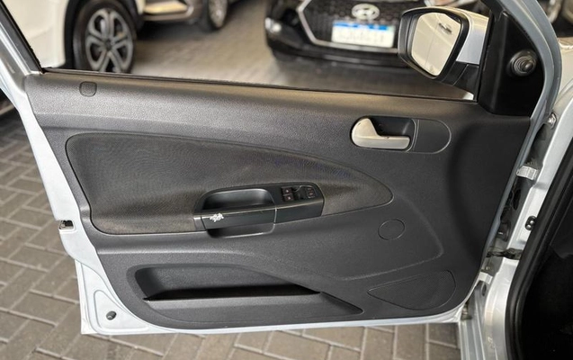 imagem-https://www.socarrao.com.br/sc-vehicle-images-prod/3171110/1789478557634-8337762_10_B_9f5f94f3b6.jpeg