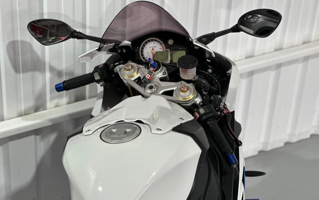 imagem-https://www.socarrao.com.br/sc-vehicle-images-prod/3171168/1786538969144-145b7b7b4b02413a93238cab3d0415c8_1745349008542.jpg