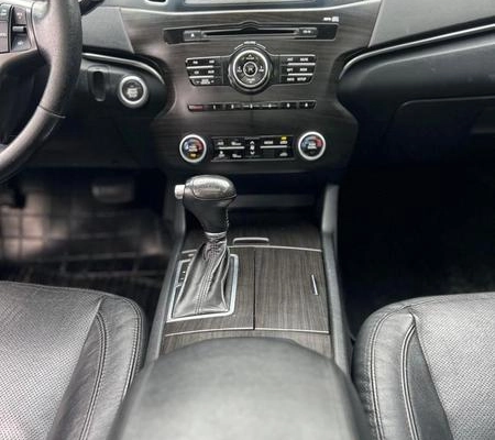 imagem-https://www.socarrao.com.br/sc-vehicle-images-prod/3171458/1786719905403-7778977_8_B_8603ff29f8.jpeg