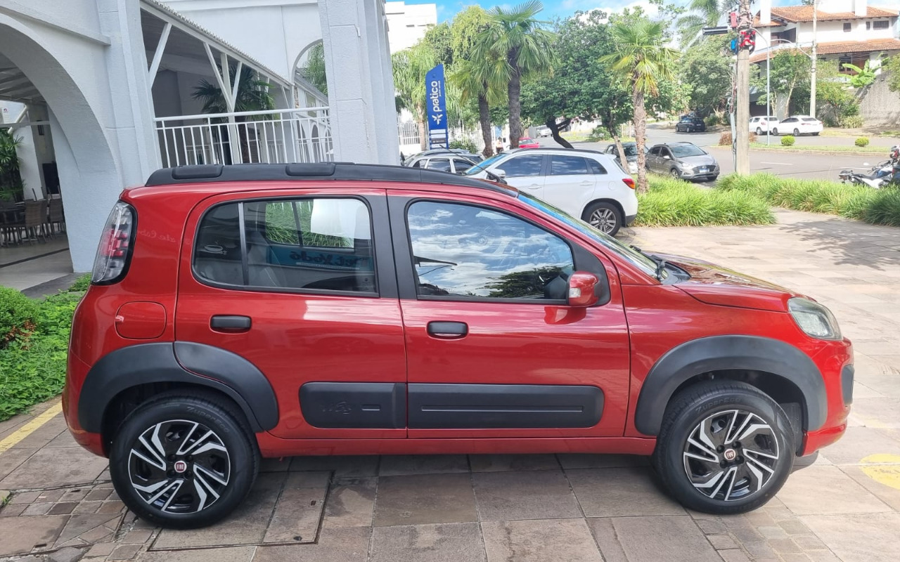 Fiat Uno WAY 1.3 Flex 8V 5p 2017 Vermelho — foto 1 de 3