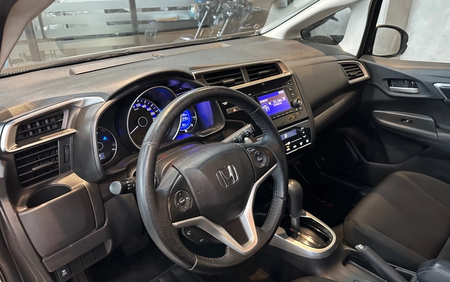 imagem-https://www.socarrao.com.br/sc-vehicle-images-prod/3171593/1788267621652-03484eef4c9d4d2db01f458c34f1a472_1786539301333.jpg