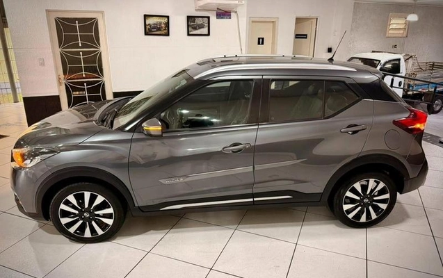 imagem-https://www.socarrao.com.br/sc-vehicle-images-prod/3171693/1788467988194-8371235_0_B_e7bc886aba.jpeg