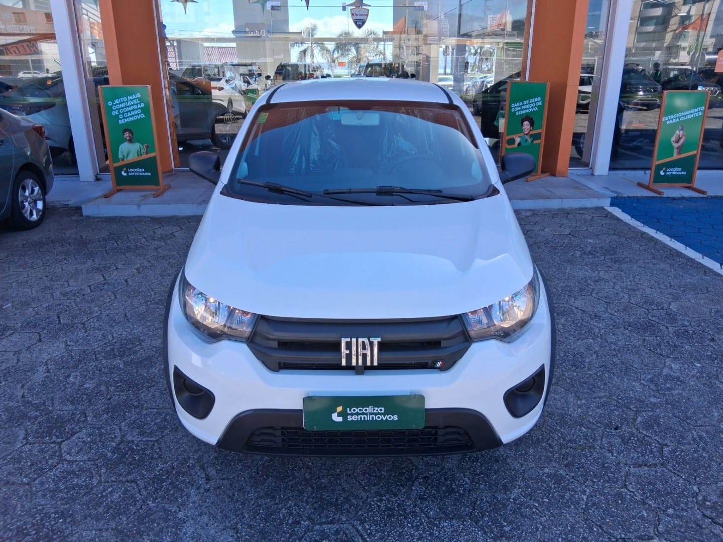 Fiat Mobi LIKE 1.0 Fire Flex 5p. na cor Branco em Criciúma / SC - 31717