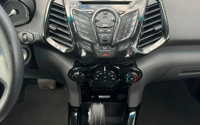 imagem-https://www.socarrao.com.br/sc-vehicle-images-prod/3171714/1786546894143-f936077f4ed14140afcf217fece56579_1784573145393.jpg