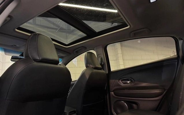 imagem-https://www.socarrao.com.br/sc-vehicle-images-prod/3171755/1787668900332-8369979_10_B_f59959598a.jpeg