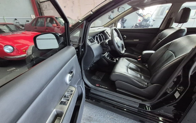 imagem-https://www.socarrao.com.br/sc-vehicle-images-prod/3171901/1786540756980-vehicle_image_1784838356_995bdd9a2d1b60c02ecf8cbf614a4fb8.jpeg