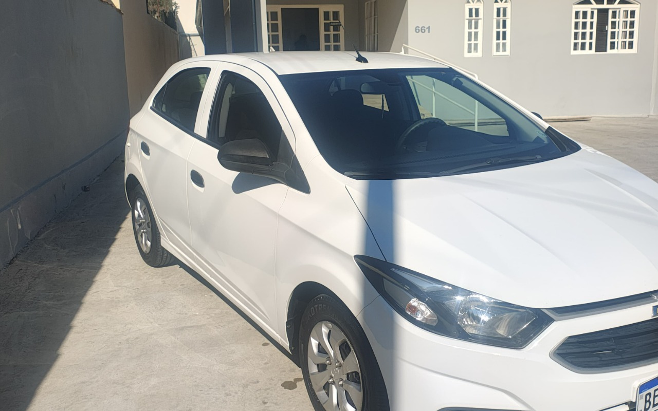 imagem-https://www.socarrao.com.br/sc-vehicle-images-prod/3171939/1786543610342-V2hhdHNBcHAgSW1hZ2UgMjAyNi0wOC0xMSBhdCAyMS4yNS4yOS5qcGVn.jpeg