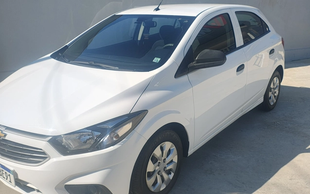 imagem-https://www.socarrao.com.br/sc-vehicle-images-prod/3171939/1786543610582-V2hhdHNBcHAgSW1hZ2UgMjAyNi0wOC0xMSBhdCAyMS4yNS4yOCAoMSkuanBlZw.jpeg