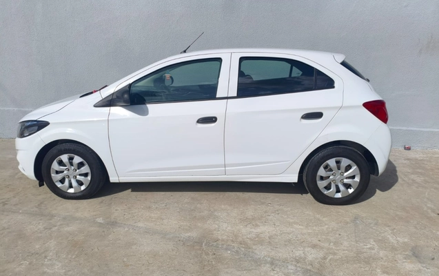 imagem-https://www.socarrao.com.br/sc-vehicle-images-prod/3171939/1786543611194-V2hhdHNBcHAgSW1hZ2UgMjAyNi0wOC0xMSBhdCAyMS4yNS4yNy5qcGVn.jpeg