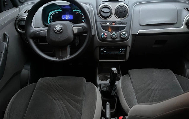 imagem-https://www.socarrao.com.br/sc-vehicle-images-prod/3171956/1786540950374-aW1hZ2UxMC5qcGc.jpg