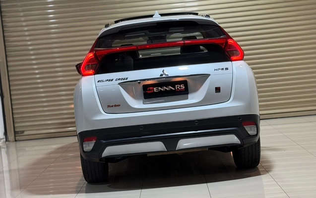 imagem-https://www.socarrao.com.br/sc-vehicle-images-prod/3172095/1786541208266-V2hhdHNBcHAgSW1hZ2UgMjAyNi0wOC0xMSBhdCAxMC4yNi4wMy5qcGVn.jpeg