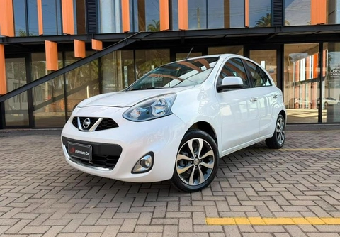 Nissan MARCH 2017 Branco — foto 1 de 3