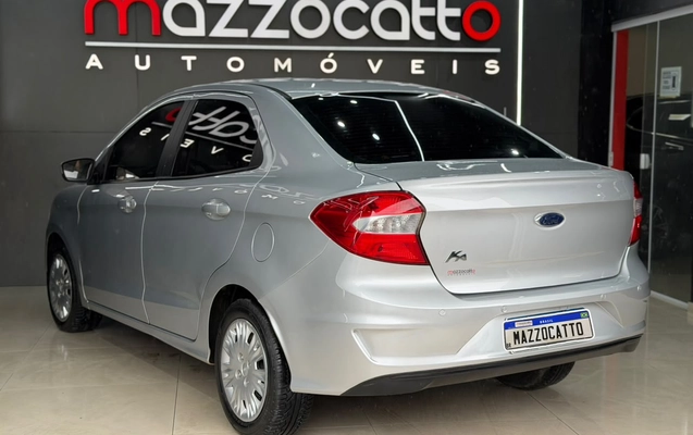 imagem-https://www.socarrao.com.br/sc-vehicle-images-prod/3172700/1786542505280-003_419bba619d65e0c1df880a8f4fe88dfd.jpeg