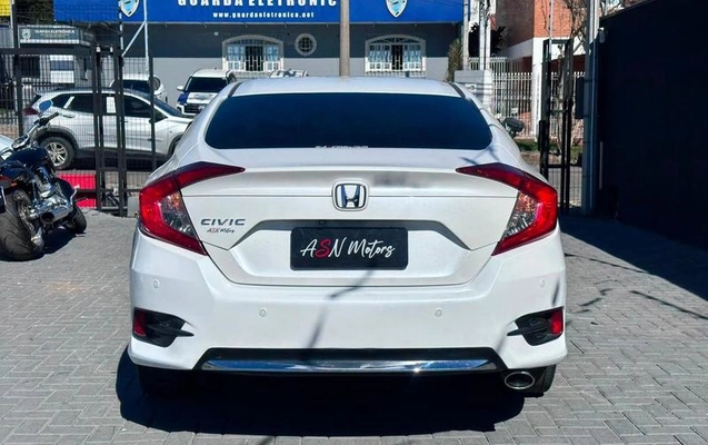 imagem-https://www.socarrao.com.br/sc-vehicle-images-prod/3173050/1789577215799-8371695_9_B_54a97d5540.jpeg