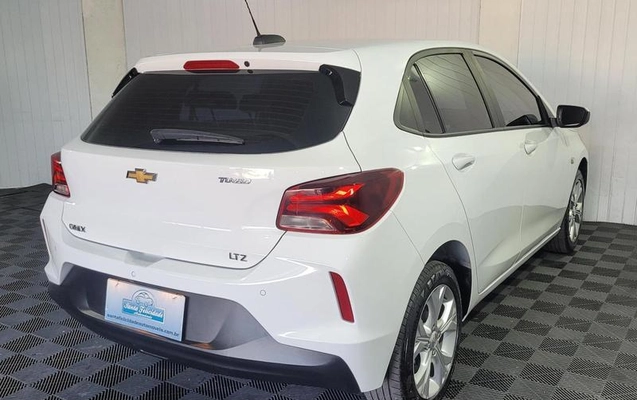 imagem-https://www.socarrao.com.br/sc-vehicle-images-prod/3173317/1789412802869-8371775_18_B_bf7d0b30d3.jpeg