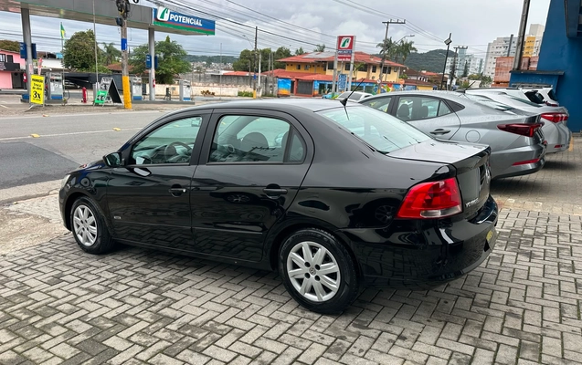 imagem-https://www.socarrao.com.br/sc-vehicle-images-prod/3173716/1790015104839-2805d410-4f45-45aa-985c-b6f826efb4f9.jpeg