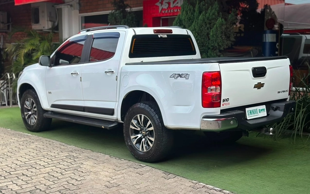 imagem-https://www.socarrao.com.br/sc-vehicle-images-prod/3174019/1786545238696-e6f64062-a6b6-4f45-a934-9e8db2868f4c.jpg