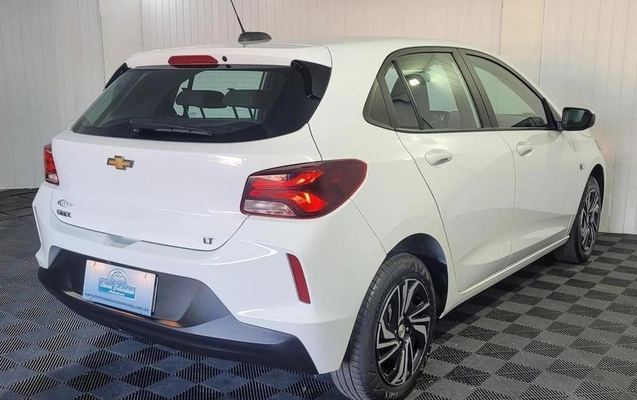 imagem-https://www.socarrao.com.br/sc-vehicle-images-prod/3174033/1789412809388-8237200_11_B_cc47de8f8d.jpeg