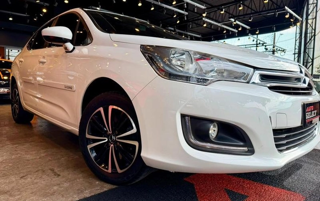 imagem-https://www.socarrao.com.br/sc-vehicle-images-prod/3174138/1789389016923-8372003_6_B_59fdd4e399.jpeg