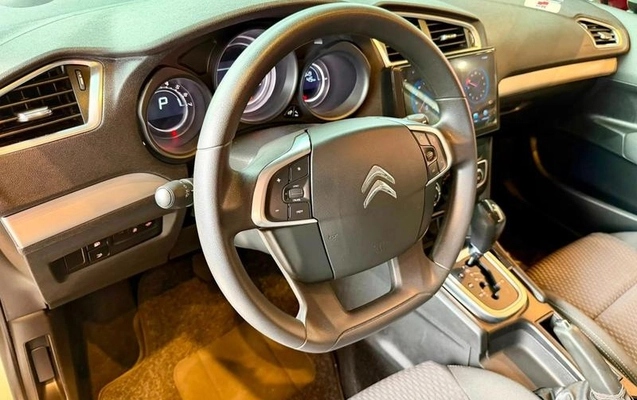 imagem-https://www.socarrao.com.br/sc-vehicle-images-prod/3174138/1789389016937-8372003_7_B_507087c638.jpeg